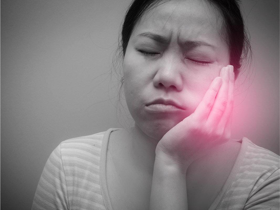 Sore-muscles-and-Jaw-pain